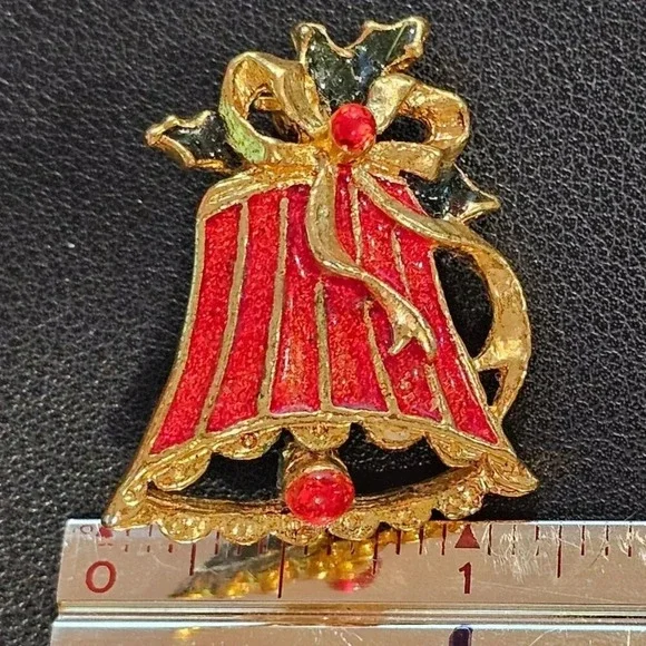 Christmas Bell Holly Brooch Pin Gold Tone Enamel Red Green Granny Core Jewelry - Picture 5 of 6